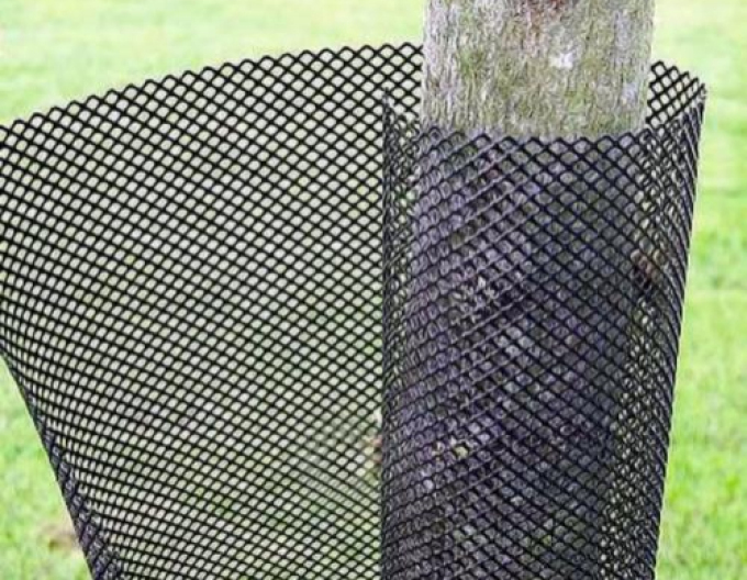 TREEX chránič na kmeny- Flexguard 11x110cm / 3x3mm