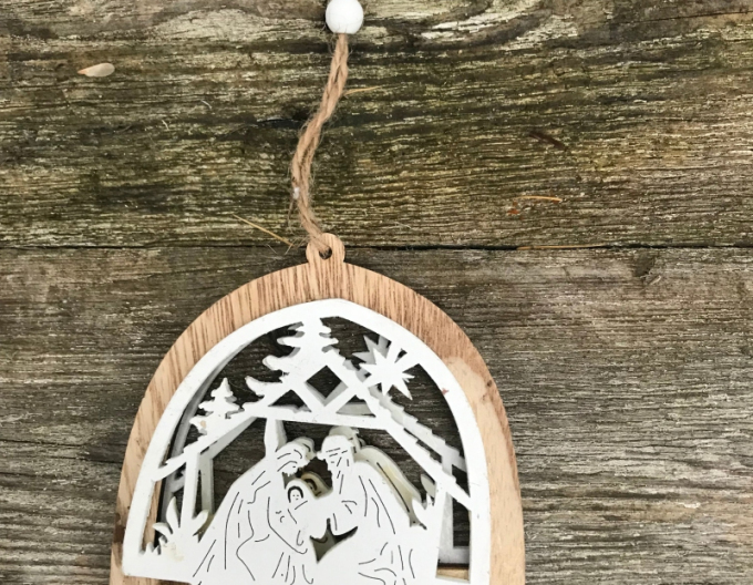 Dřevěná postýlka na zavěšení