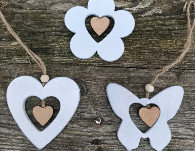 Dřevěné ozdoby 3ks