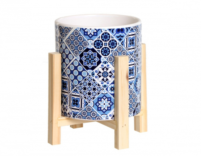 Keramický obal na květináč v dřevěném stojanu