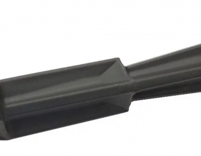 Kotvení hřebíků k neviditelným obrubníkům