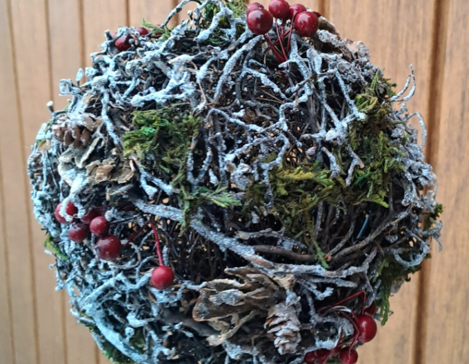 Ozdobná koule 18 cm