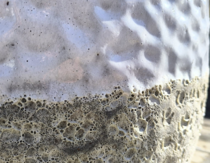 Keramický květináč L - bílý dekor