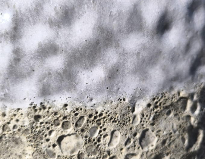 Keramický květináč M - bílý dekor