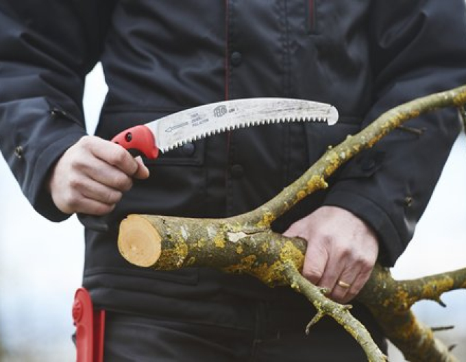 FELCO 640 Pilka se zahnutým plátem 27 cm